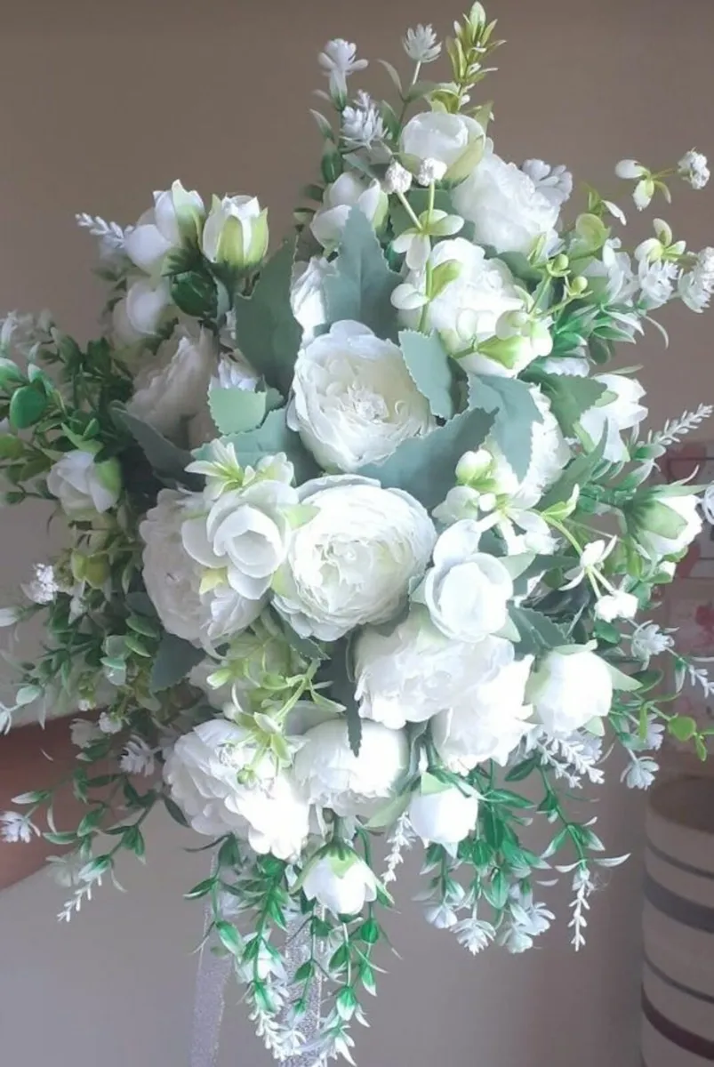 Wedding bouquets - Image 2
