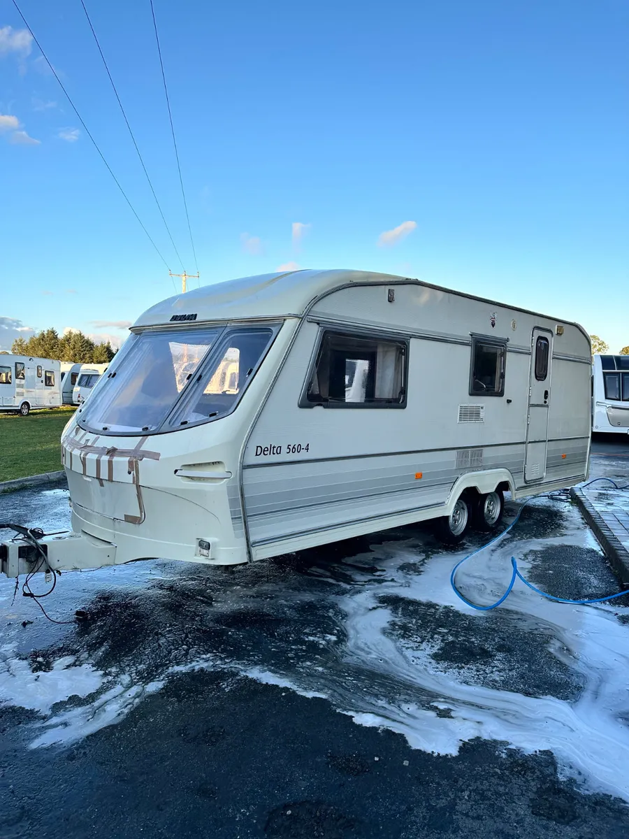 ✨BARGAIN LUNAR DELTA 4 BERTH✨ - Image 1