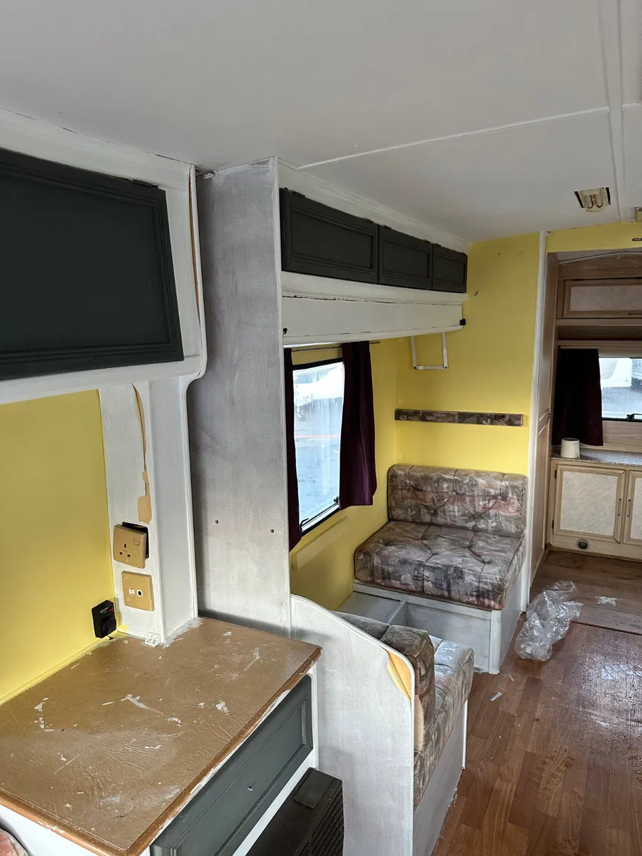 ✨BARGAIN LUNAR DELTA 4 BERTH✨ - Image 4