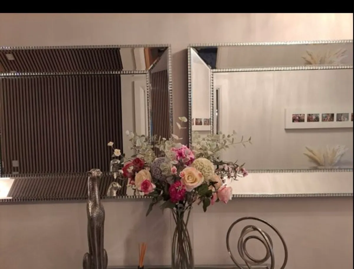 Mirrors - Image 4