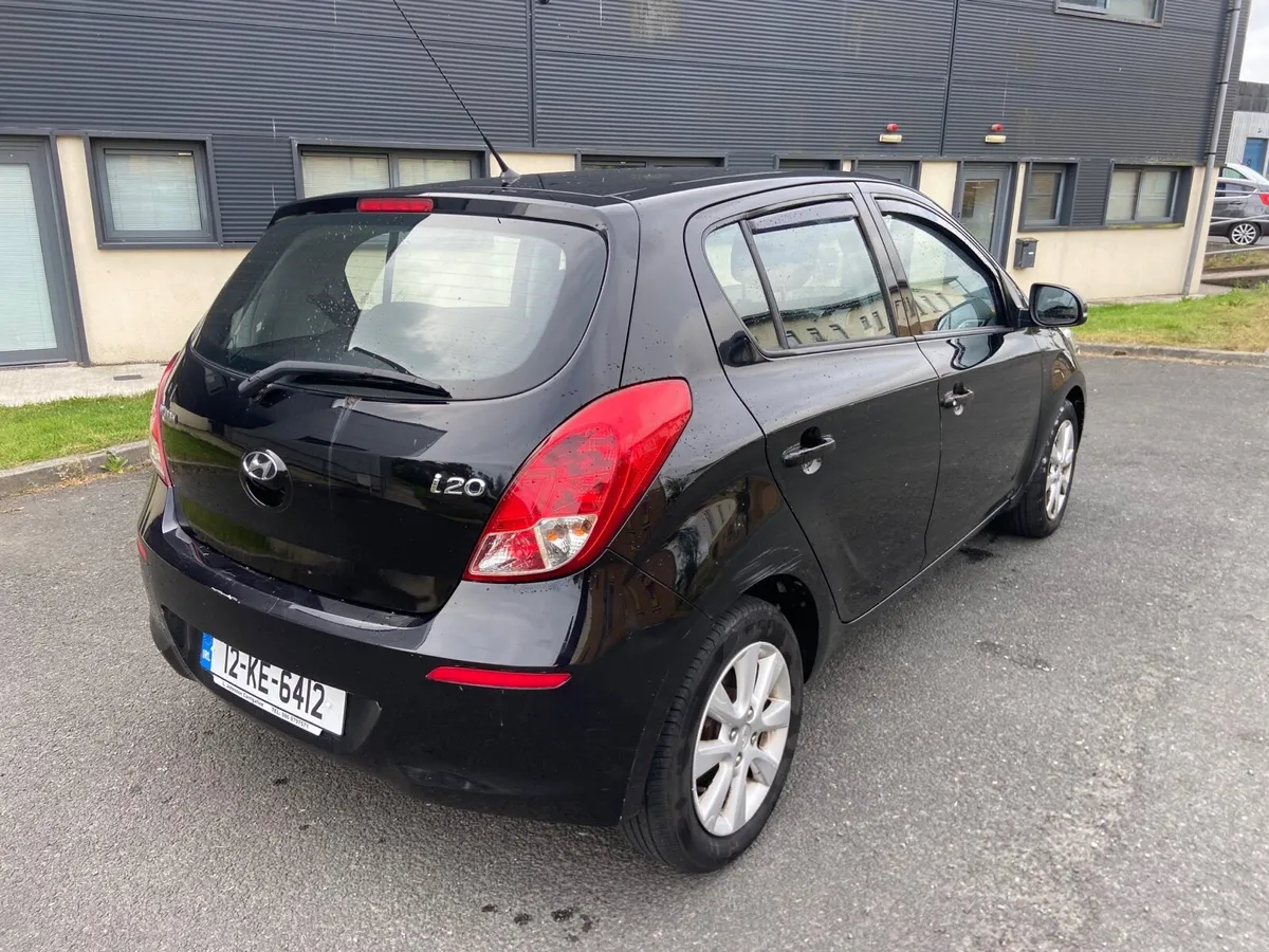 Hyundai i20 - Image 4