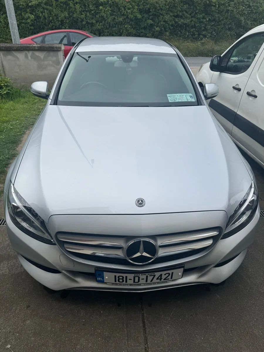 Mercedes C-Class Avantgarde 1.6 c200d - Image 1