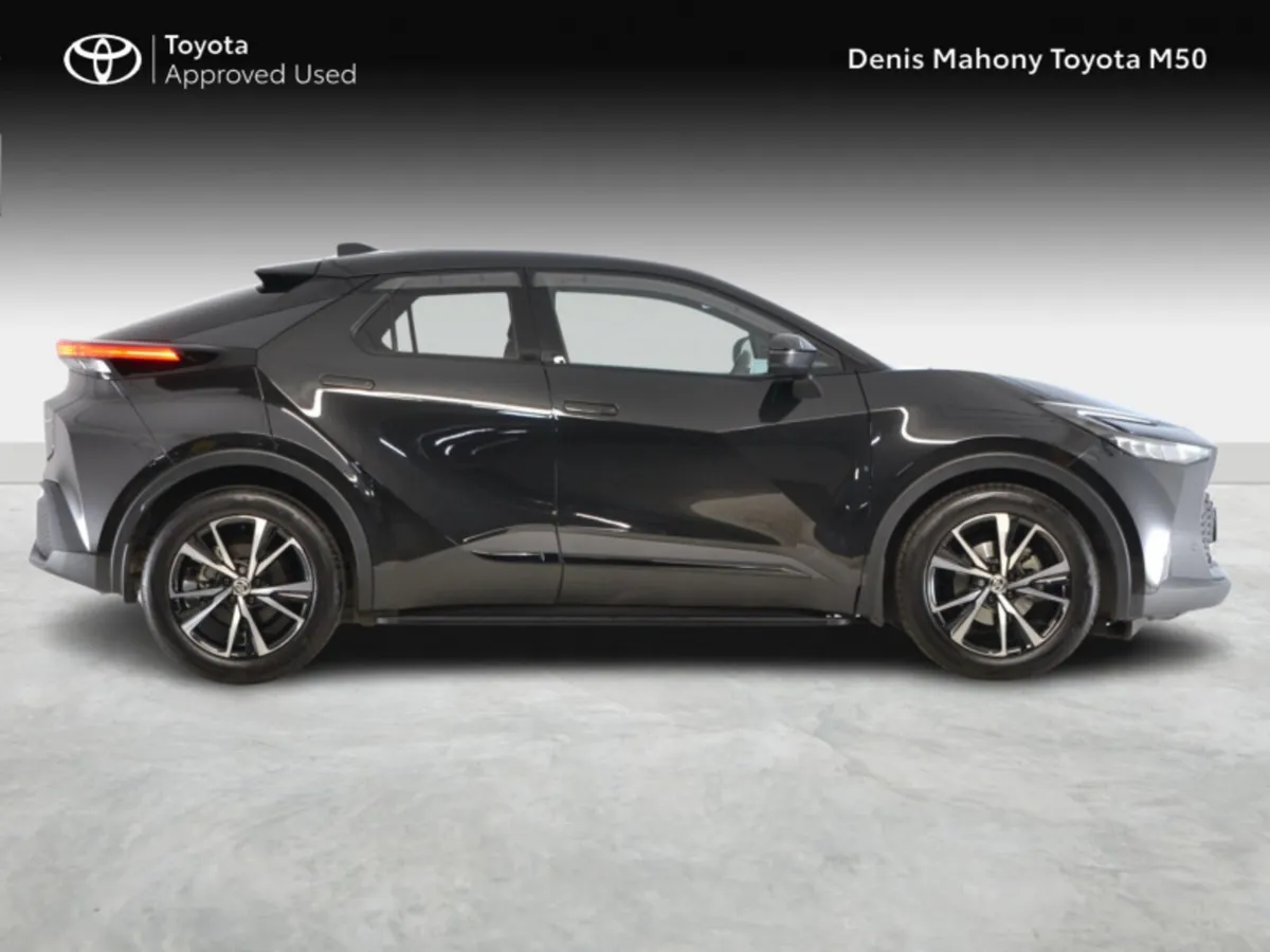 Toyota C-HR Hybrid Sport Auto - Image 3
