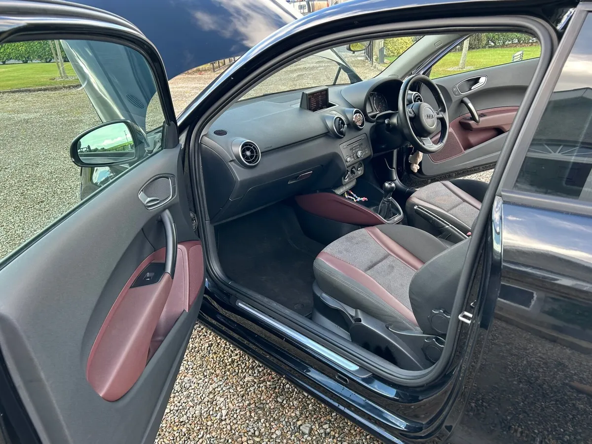 Audi A1 2013 - Image 2