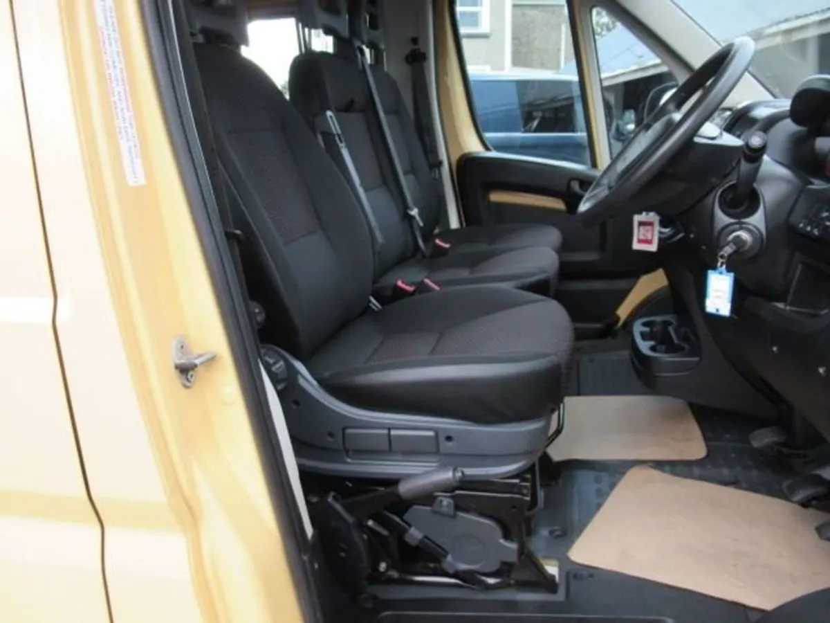 Peugeot Boxer Bluehdi Dropside 335 L3 - Image 3