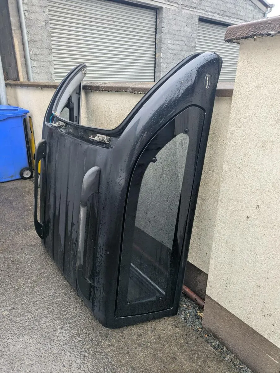 Ford Ranger Truckman Canopy - Image 2