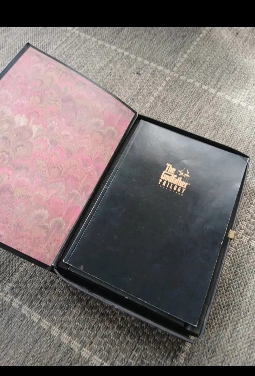 Box set Godfather Trilogy VHS - Image 2