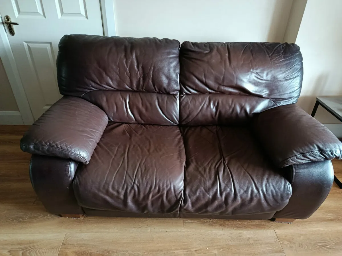 3 + 2 seater leather couch - Image 2