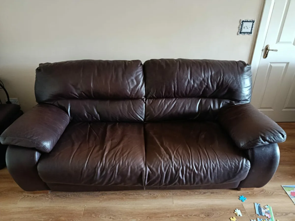 3 + 2 seater leather couch - Image 4