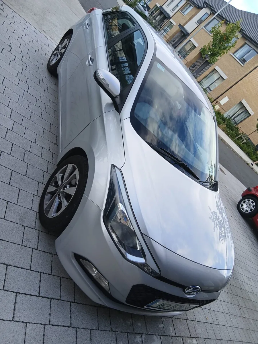 Hyundai i20 - Image 3