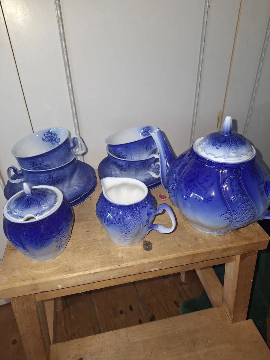 Francis brennan 19 piece teaset never used - Image 2