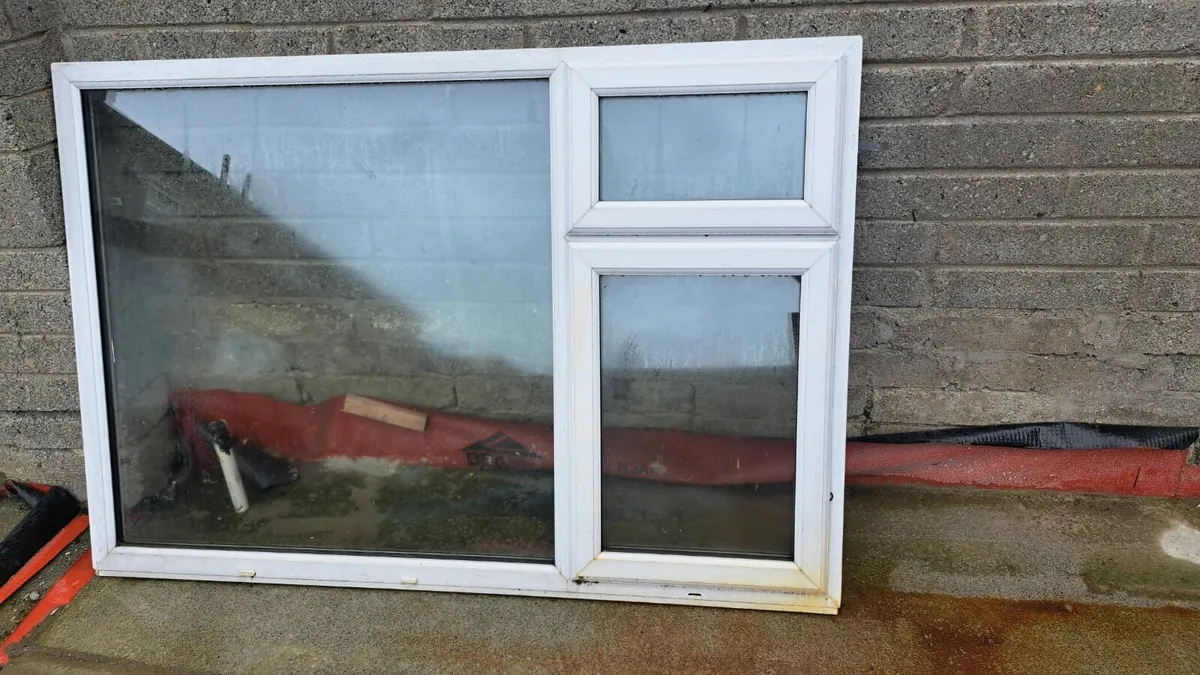 2 PVC windows. 1 with opening, 1 not opening. - Image 1