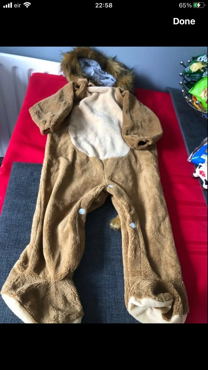 Boys new costume age 1/2 €15 - Image 3