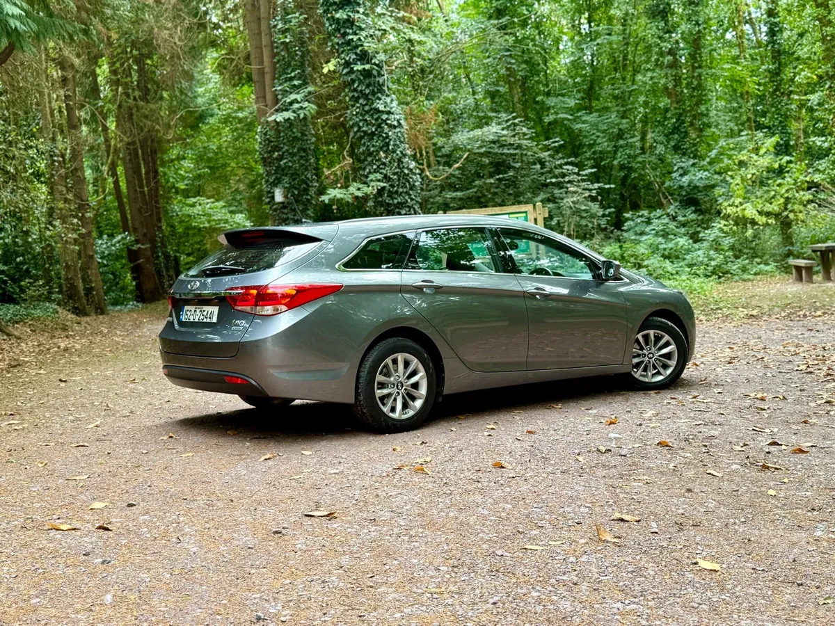 152 Hyundai i40 estate - Image 3
