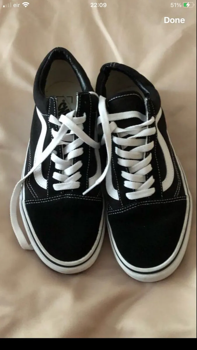 Mens new trainers size 8 €30 - Image 1