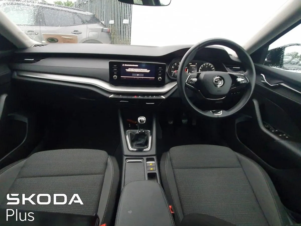 Skoda Octavia Octavia AMB 1.0tsi 110HP -call Corm - Image 2