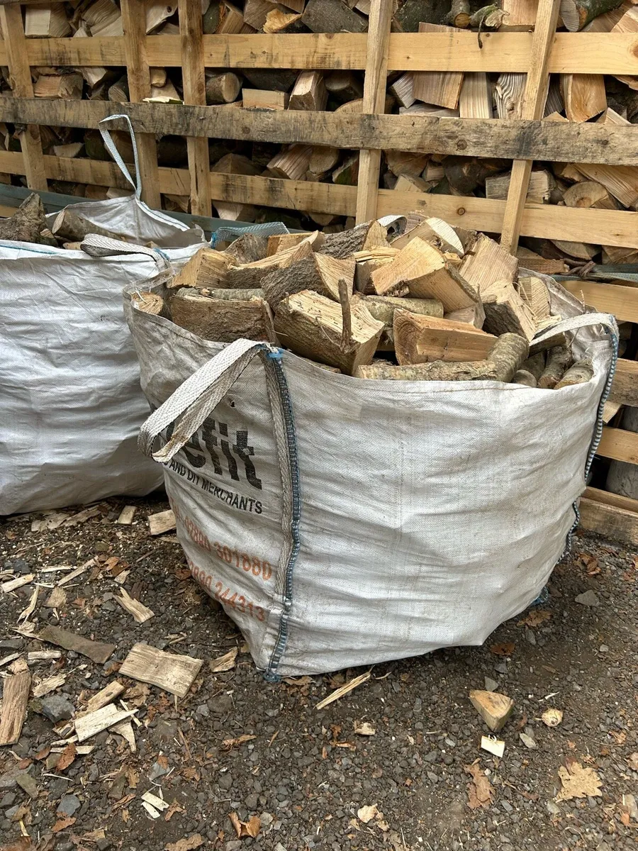 Ton bags of hardwood logs firewood - Image 1