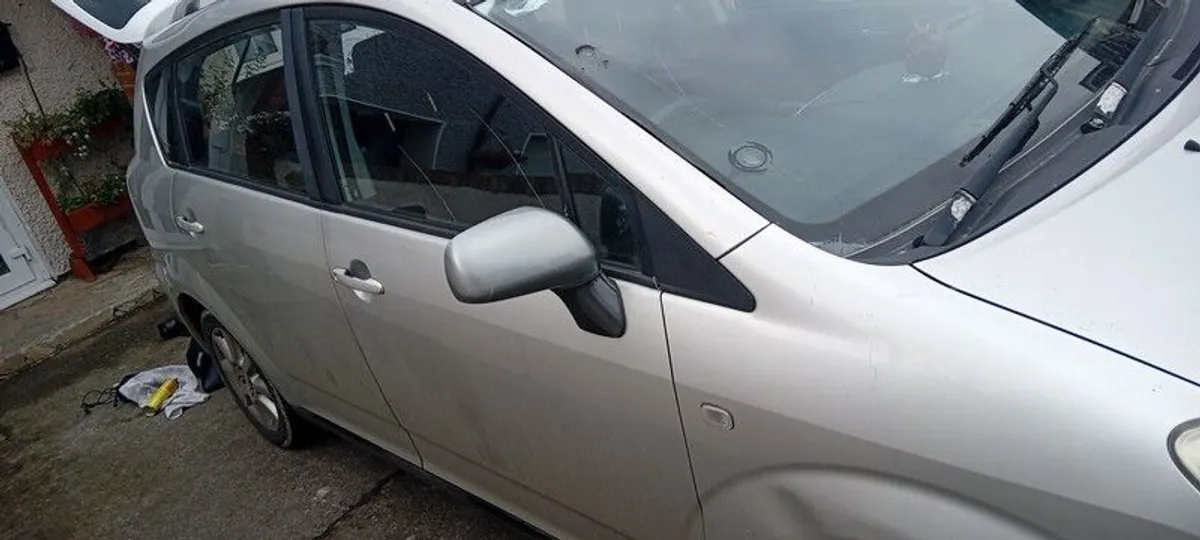 2007 Toyota Corolla verso - Image 4