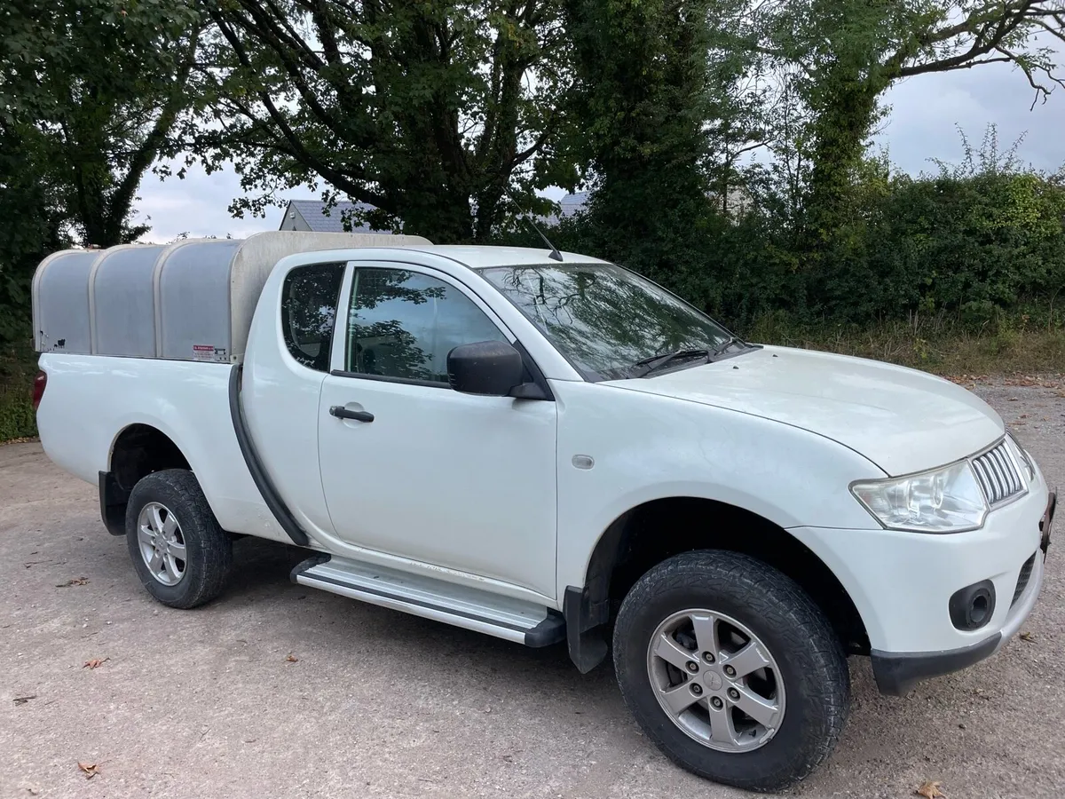 Mitsubishi L200 - Image 1
