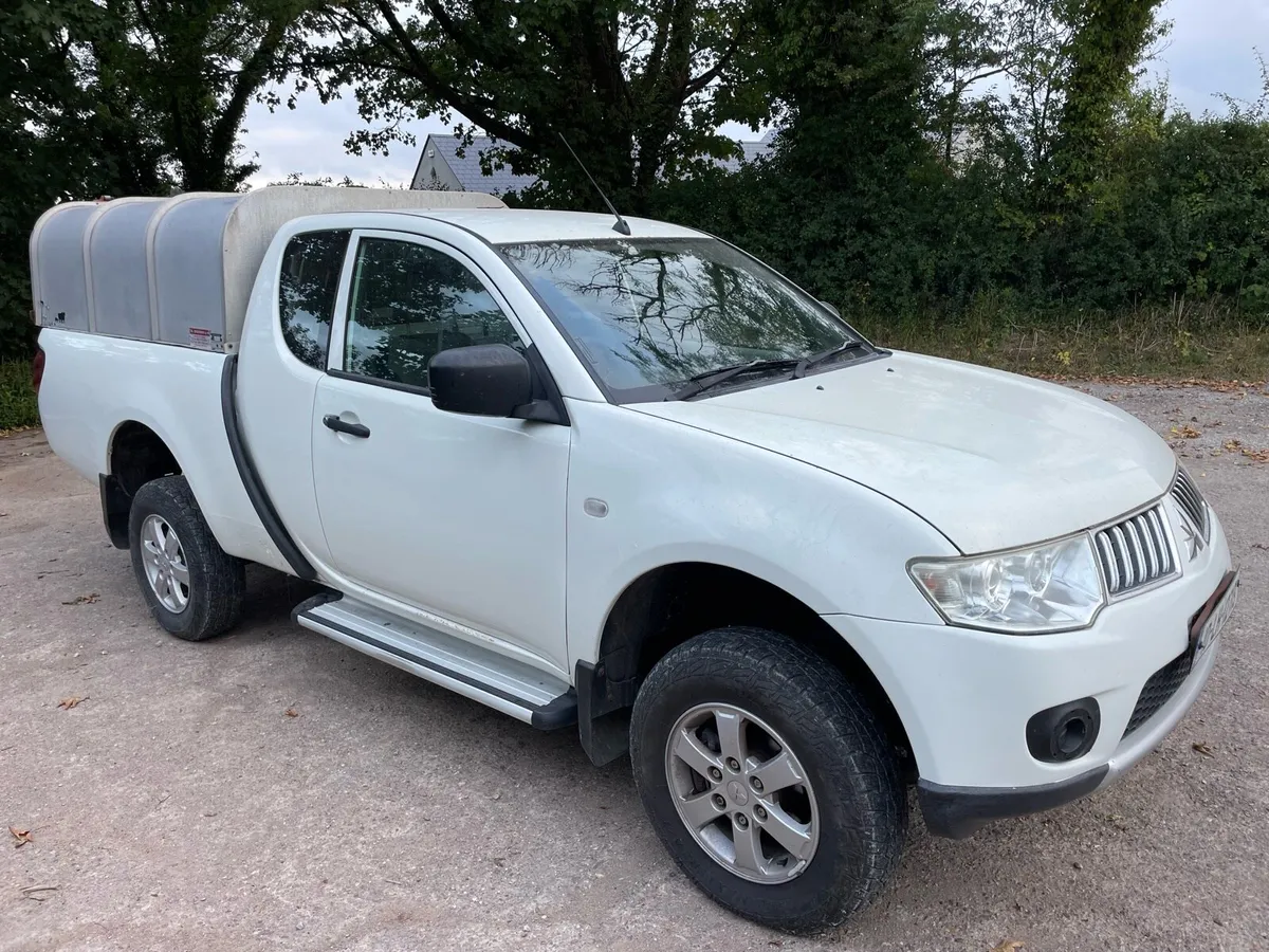 Mitsubishi L200 - Image 2