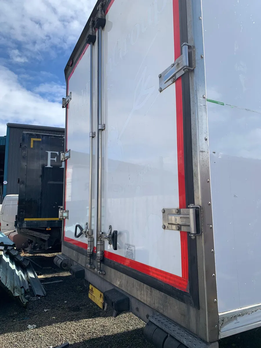 September 2019 26ft Gray and Adams Fridge Body - Image 4