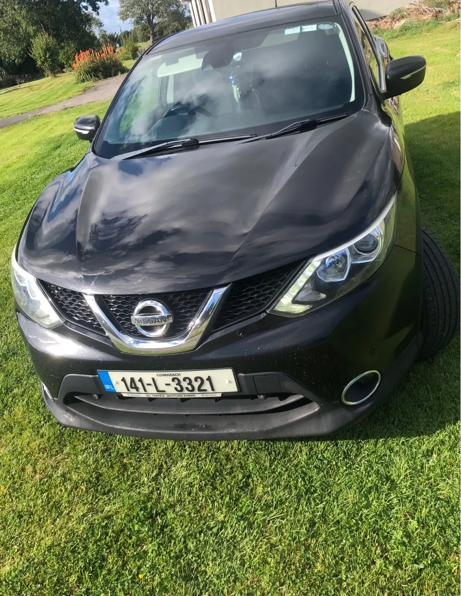 2014 Nissian Qashqai suv (High spec) - Image 4