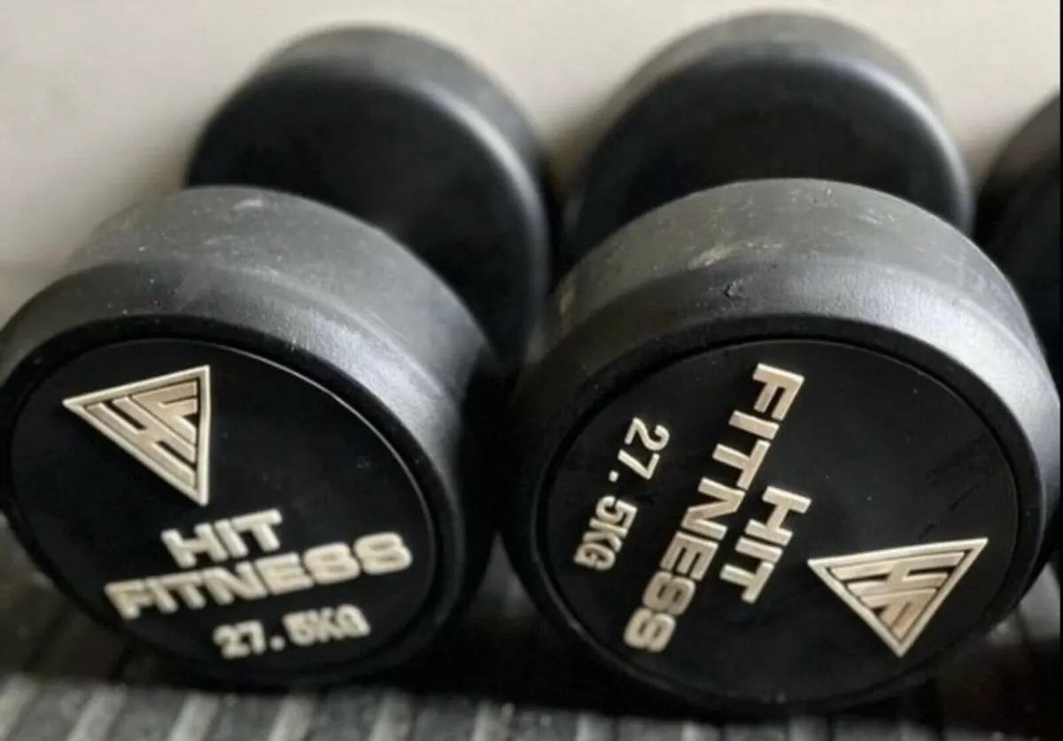 2x27.5kg rubber dumbbells - Image 1