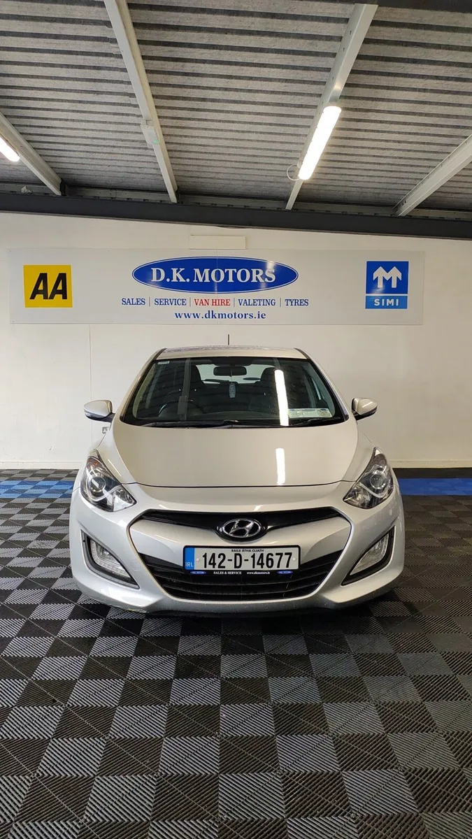 HYUNDAI i30 - Image 1