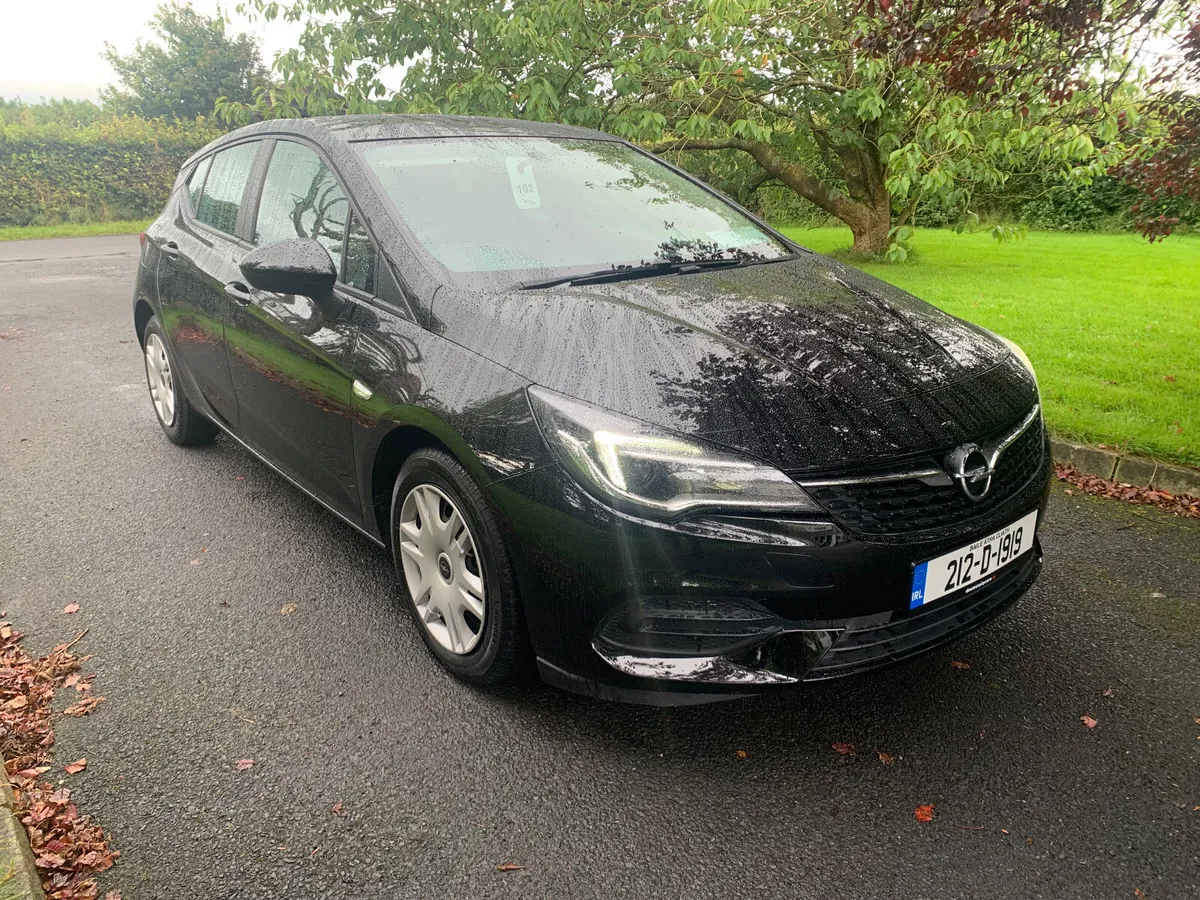Opel Astra 2021 Diesel - Image 4