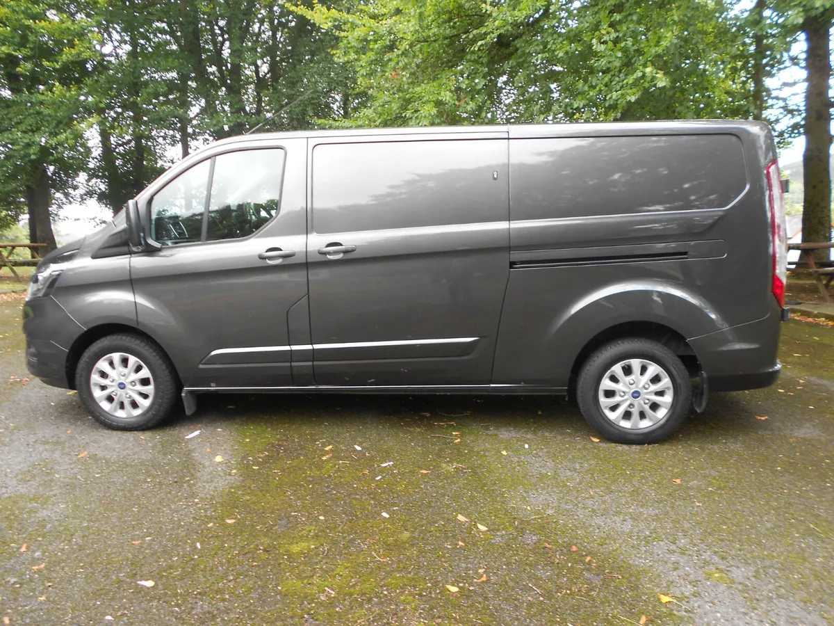 Ford Transit Custom 2022 - Image 3