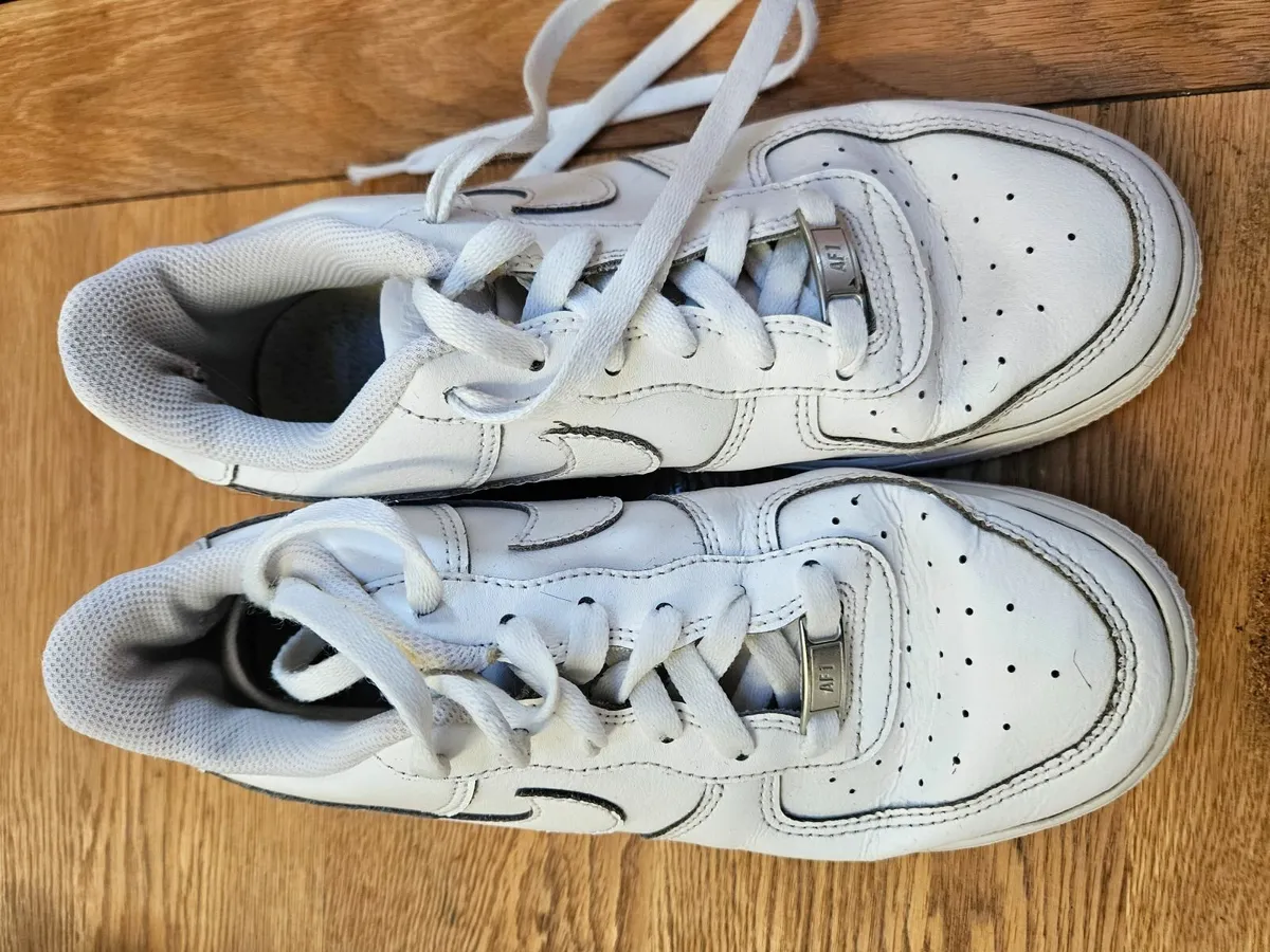 Nike Air Force - Image 1
