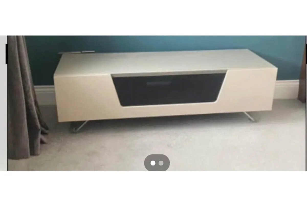 tv unit - Image 1