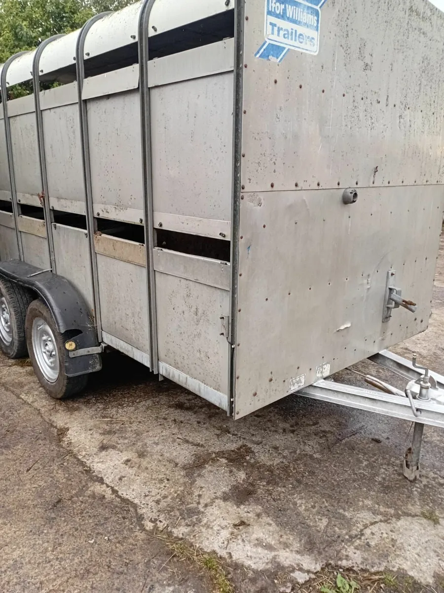 Cattle trailer - Image 1