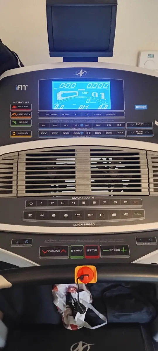 Nordic Track T7.0 Treadmill - Image 3