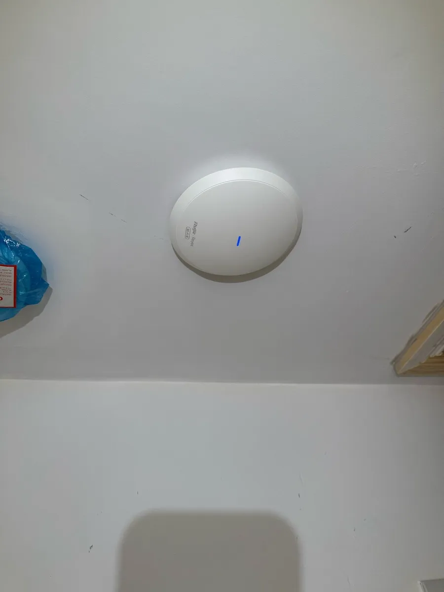 Wi-Fi Extender Wi-Fi New Builds and renovation - Image 1