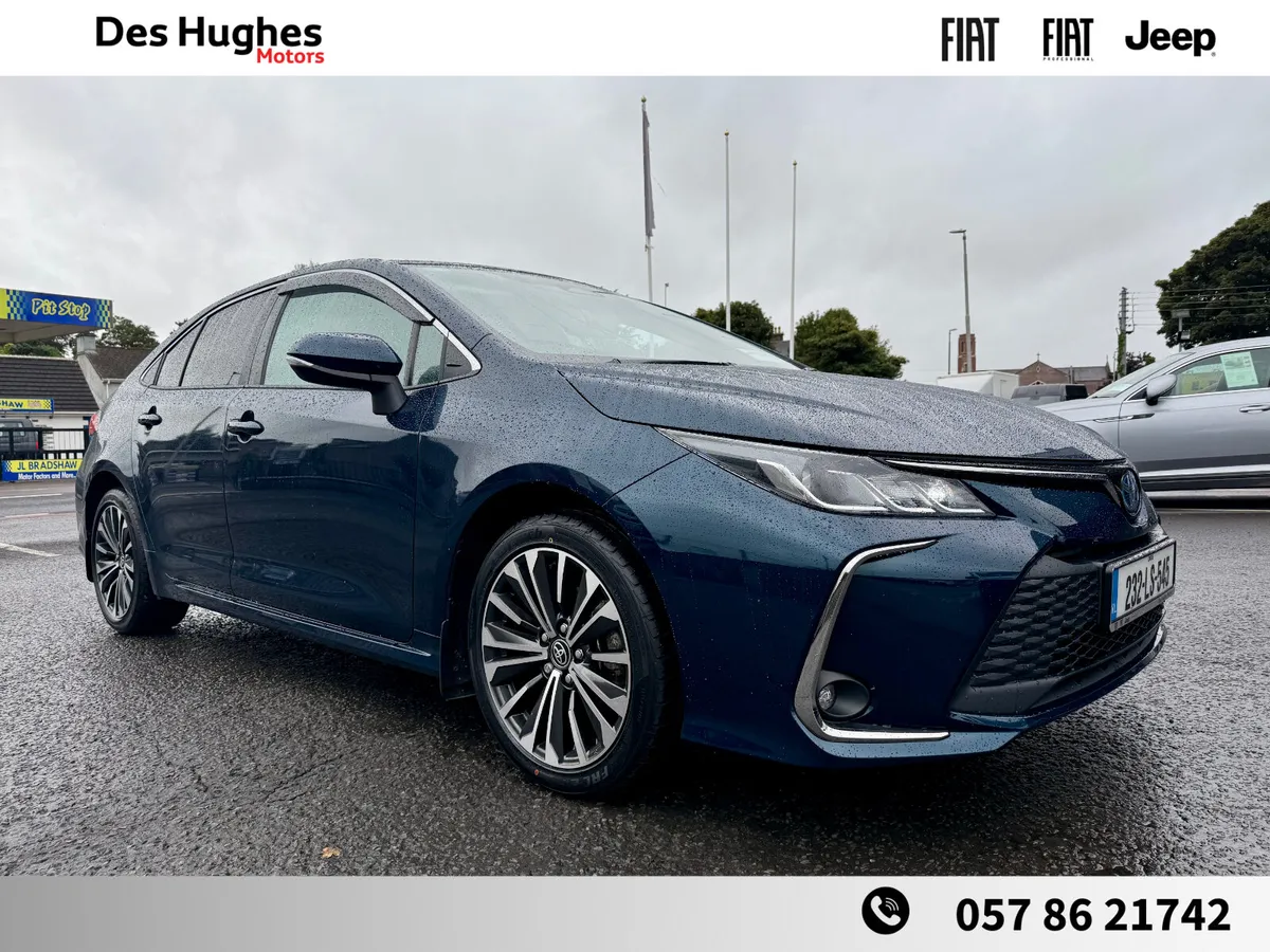 Toyota Corolla 2023 Luna-Sport Saloon - Image 1