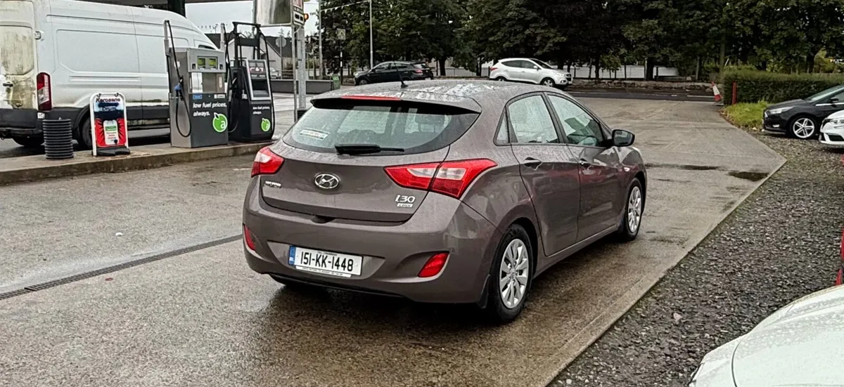 15 Hyundai i30 1.4 Nct&Tax - Image 2