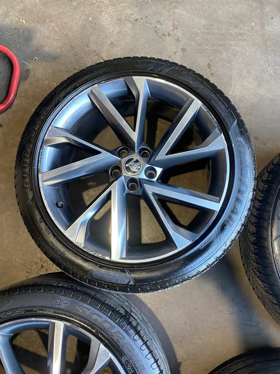 20inch Skoda Kodiaq sportline alloy wheels - Image 4