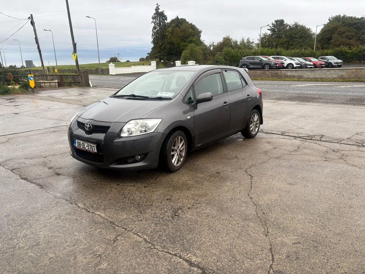 Toyota Auris 1.4 TR NCT & TAXED - Image 3