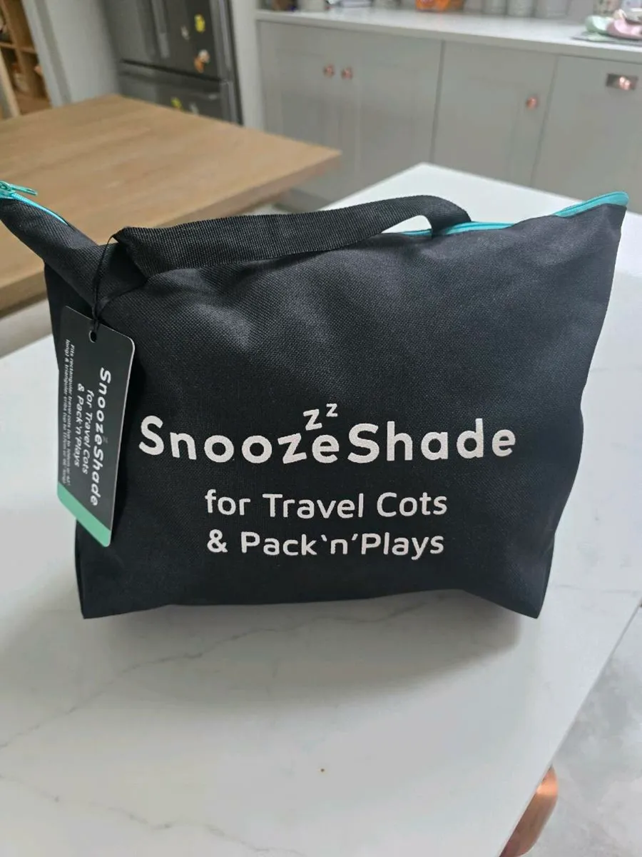 Snoozeshade Travel Cot - Image 1