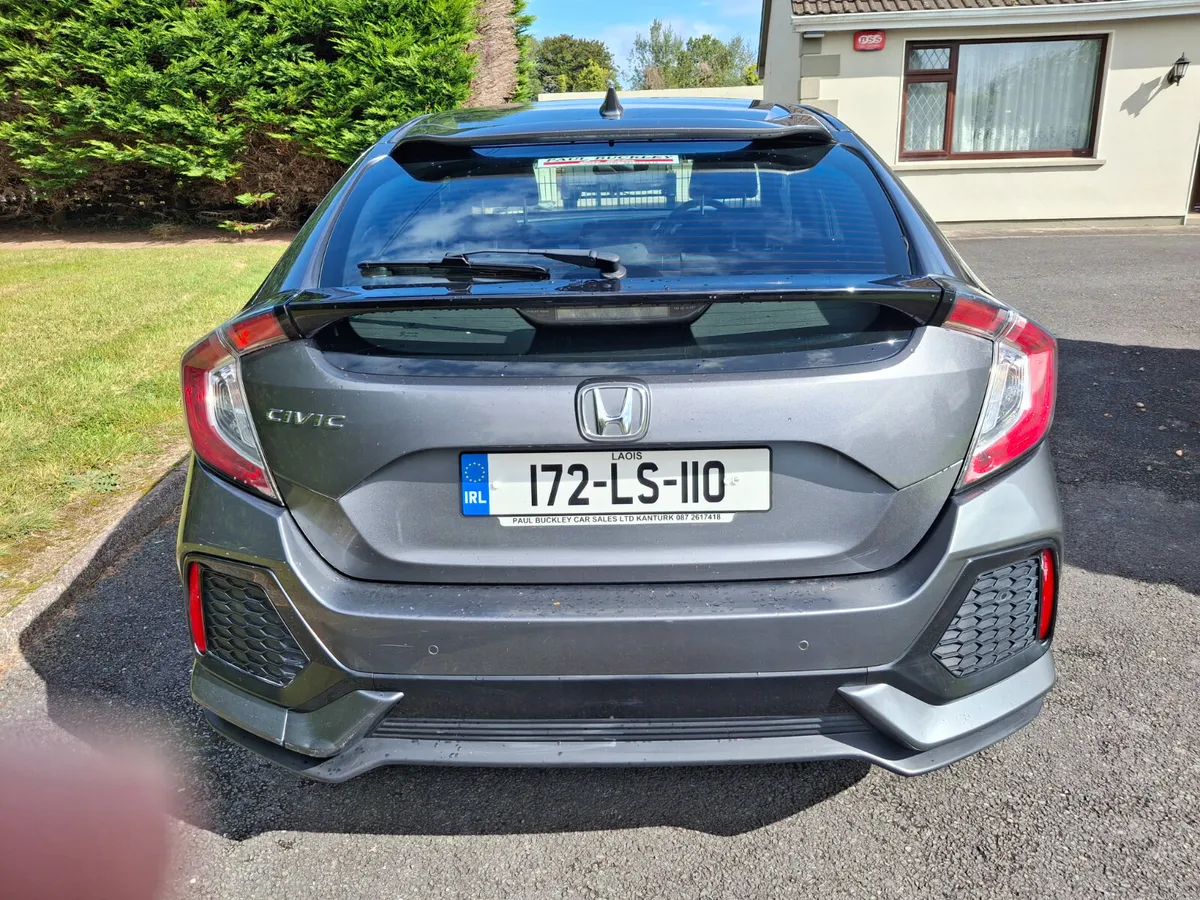 Honda Civic 2017 1.0 Smart - Image 2
