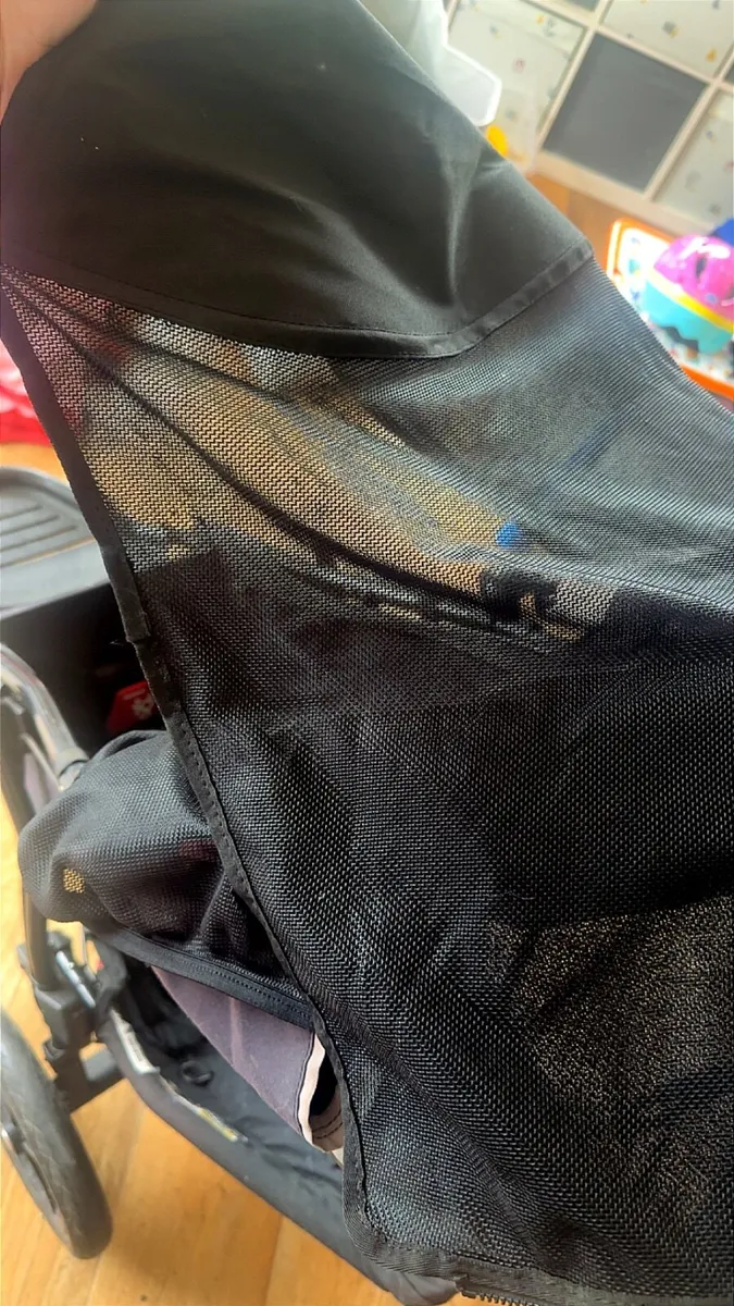 Phil & Teds double buggy - Image 3