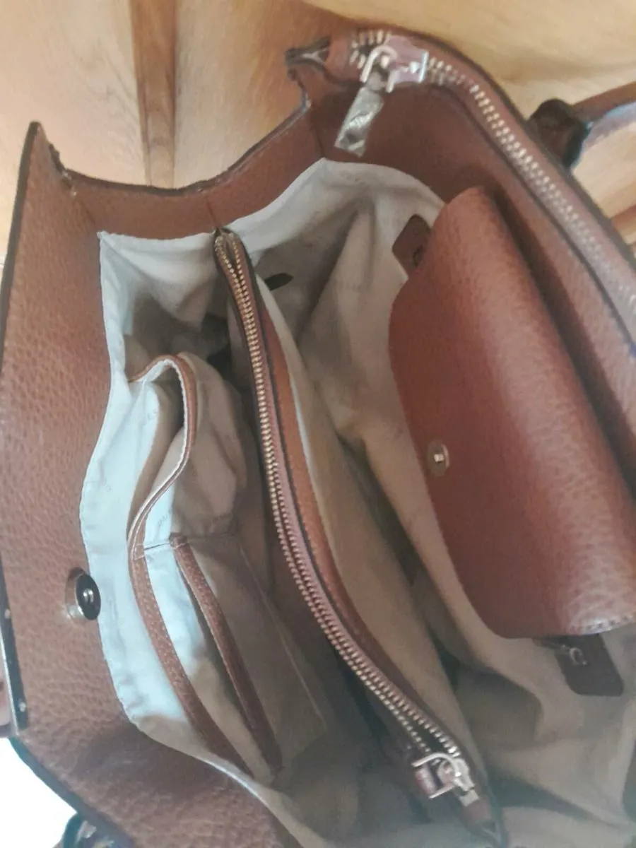 Guess handbag - Image 2