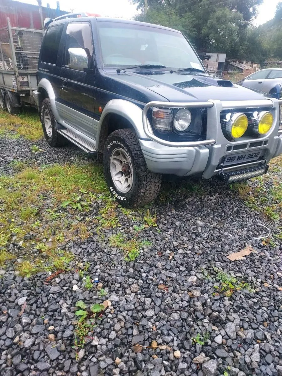 Mitsubishi pajero - Image 1