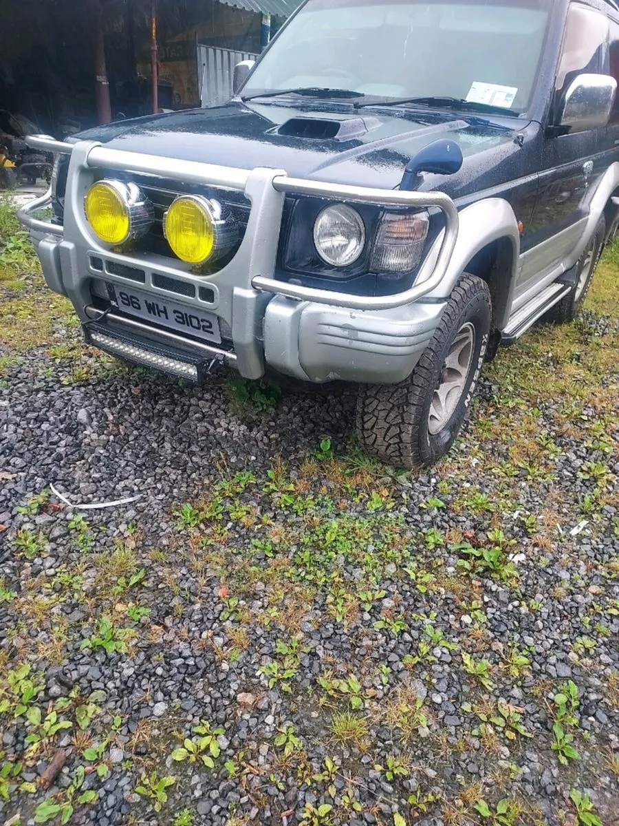 Mitsubishi pajero - Image 2