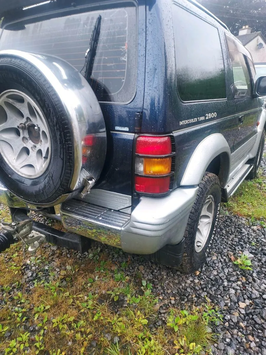 Mitsubishi pajero - Image 4