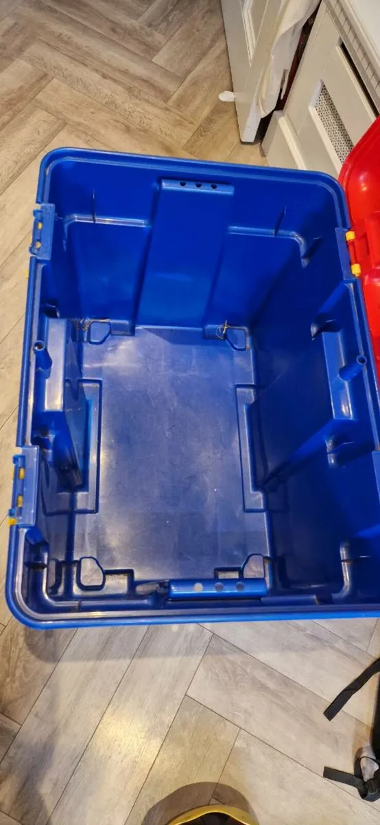 185L Storage box with wheels - Image 4