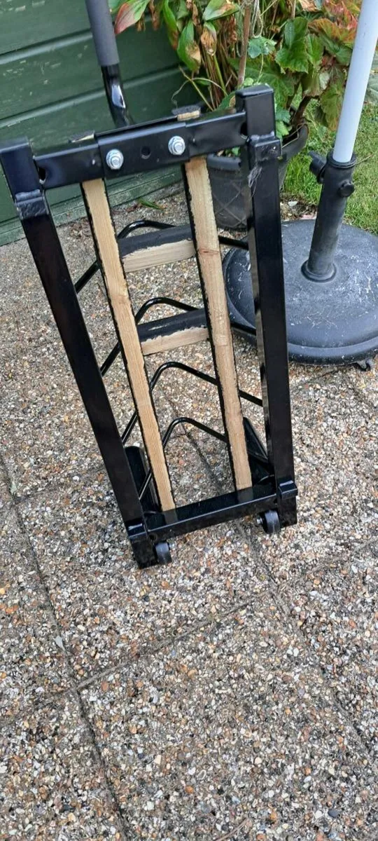 Weight plate holder on wheels - Image 4