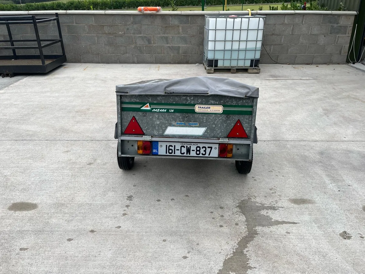 Camping trailer - Image 2