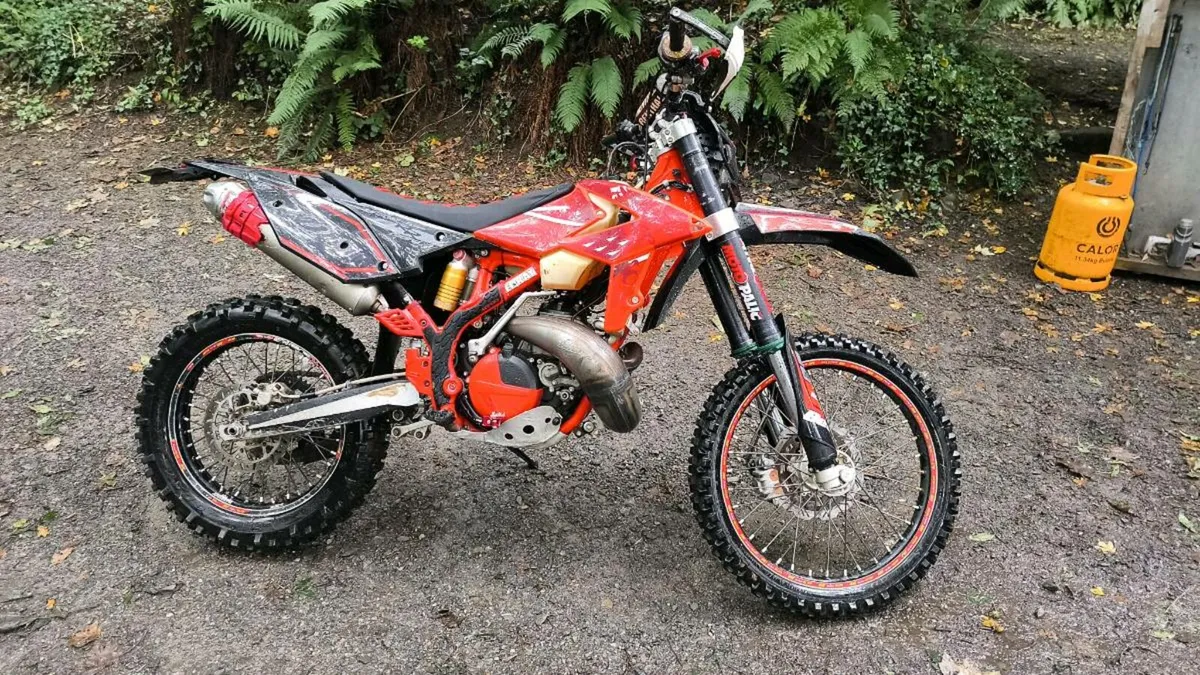 Beta 300RR road reg taxed - Image 1
